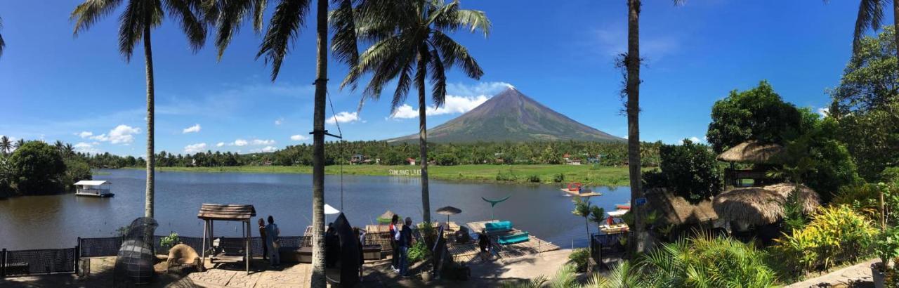 Casavecino Bed & Breakfast Legazpi Exterior photo